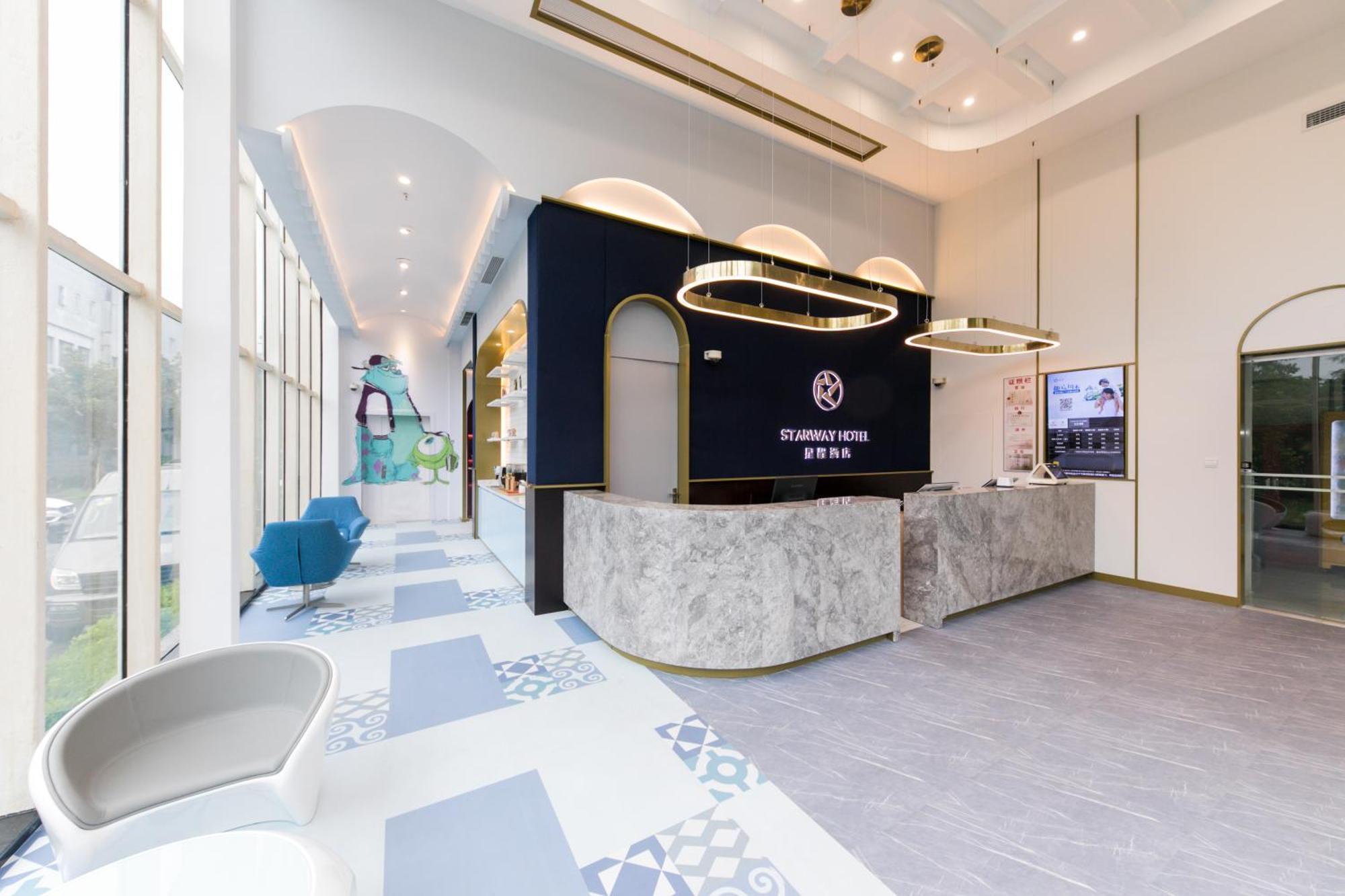 Starway Hotel At Pudong Shanghai Exterior photo